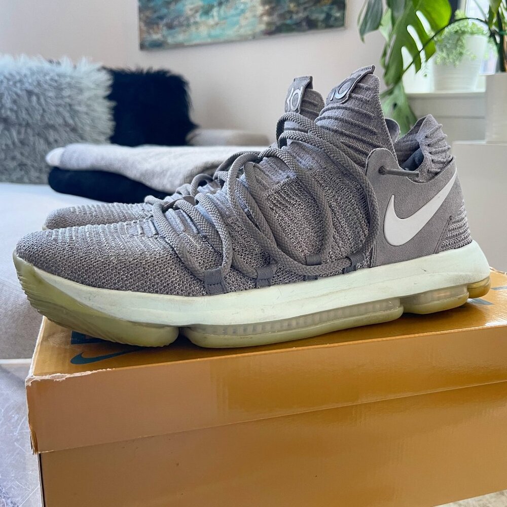 Nike Zoom KD10 'Igloo' - Size 14 (With Box)
